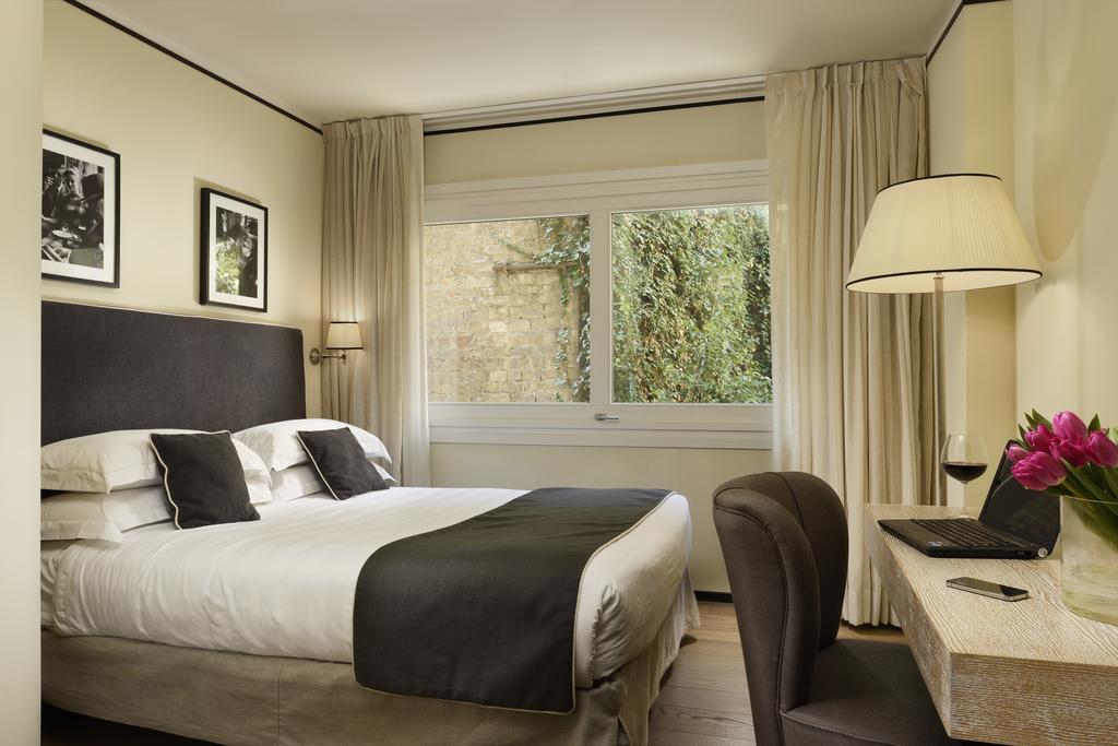 Ponte Vecchio Suites & Spa Firenze Værelse billede
